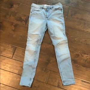 Hollister jeans